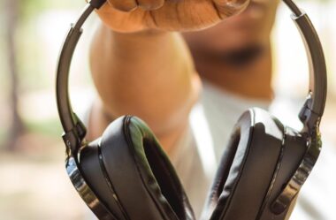 Estudar Inglês: Veja 3 músicas com letras complexas para reforçar seu vocabulário