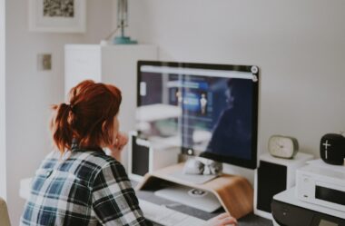 Estudar Inglês Online: Veja como ter foco e não se distrair na hora dos estudos