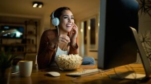 Saiba como evoluir seu listening e inglês avançado de maneira descontraída com a lista de filmes a seguir.