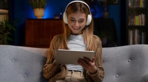 Entenda a união entre inglês e cultura pop e aprenda inglês de maneira mais divertida.