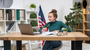 Entenda a importância da união do inglês e educação e os benefícios da fluência.