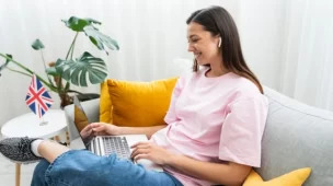 Aprenda como aprimorar seu vocabulário em inglês avançado com técnicas eficazes e recursos práticos para alcançar um bom nível de fluência.