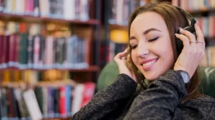 Inglês com música: o que você pode aprender com 