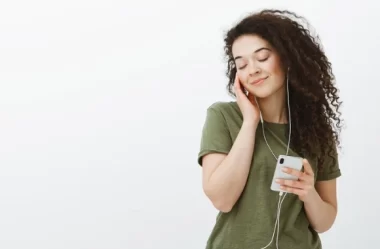 Como Falar Inglês Fluente Usando Podcasts e Audiobooks