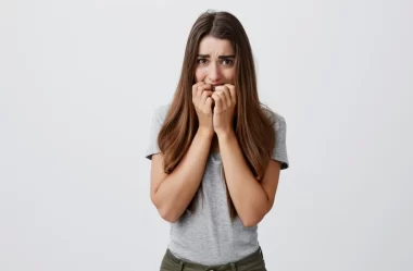 Vencendo a timidez ao falar inglês em público