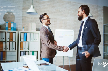 A diferença prática entre “Do you mind” e “Can you” em pedidos educados