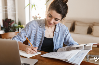 Como ampliar vocabulário em inglês de forma estratégica e duradoura