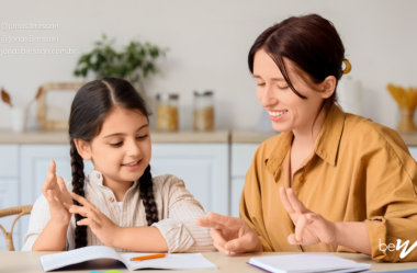 Conectivos em inglês que deixam sua fala mais natural e organizada